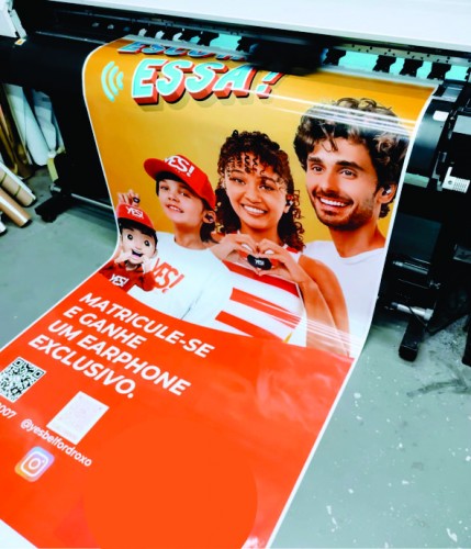 ADESIVO IMPRESSÃO LEITOSO BRILHO REFILADO