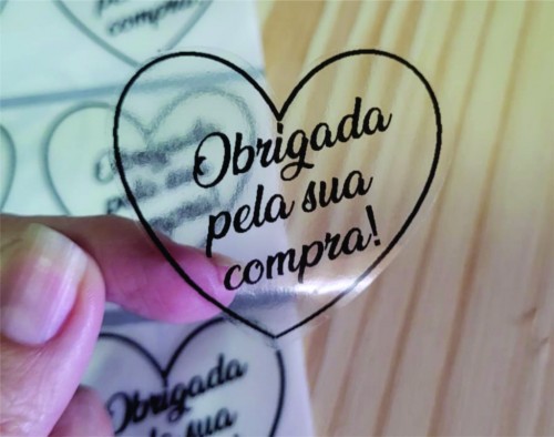 ADESIVO IMPRESSÃO TRANSPARENTE ALTA BRILHO C/ RECORTE COMPLEXO